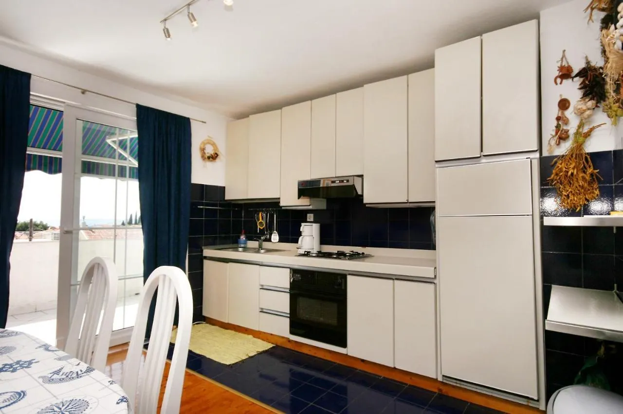 Apartments With A Parking Space Selce, Crikvenica - 5366 0*, Selce Kroatien